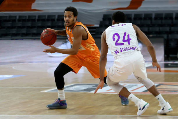 为球队锁定 为球队锁定