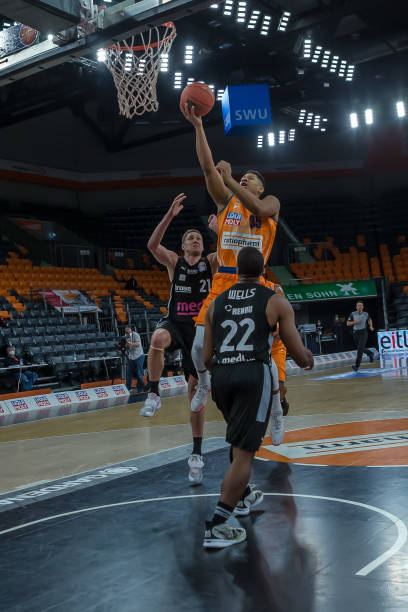 三场西甲比 三场西甲比