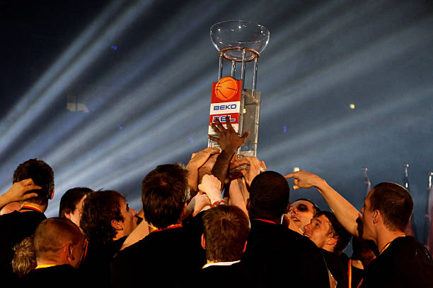 随着各国队 随着各国队