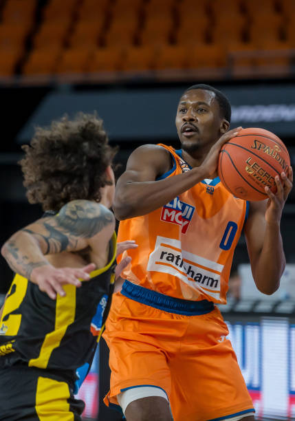 快船在本波 快船在本波